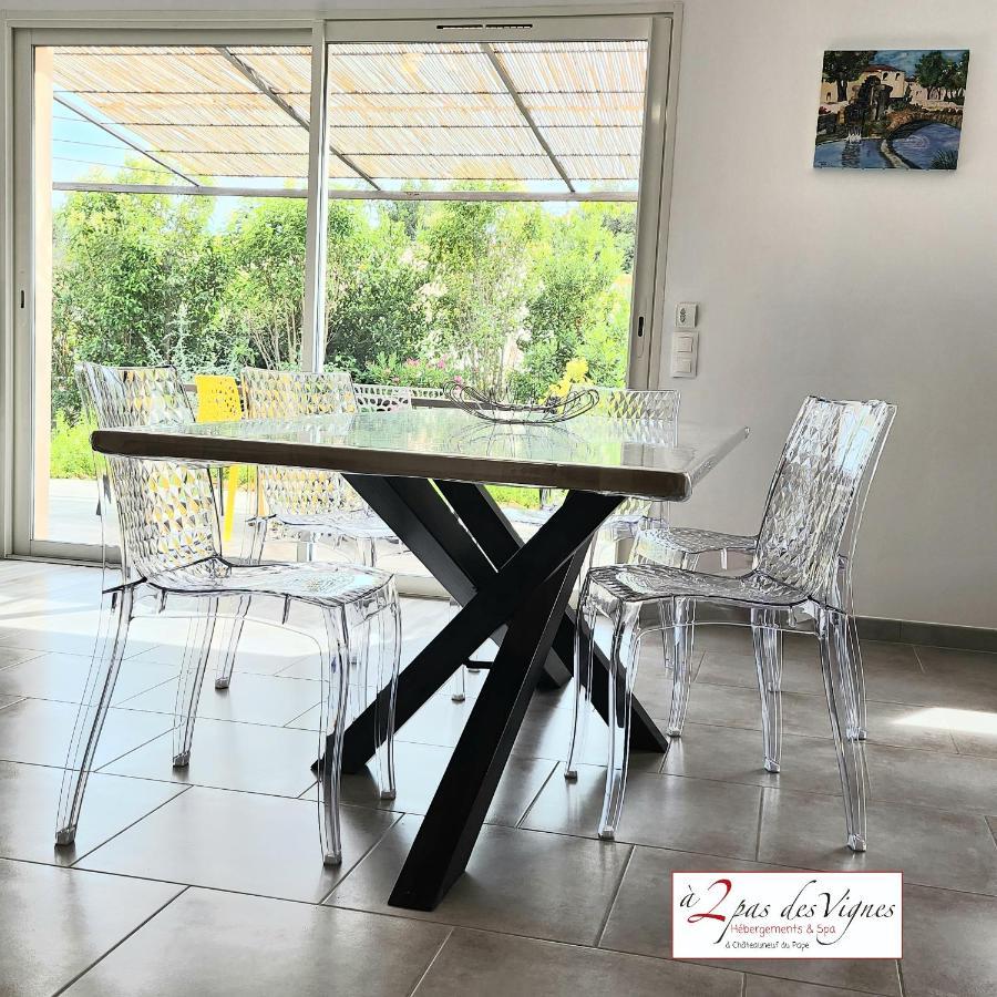 A 2 Pas Des Vignes, Hebergements Et Spa, Maison Numero 6, A Chateauneuf Du Pape Екстериор снимка