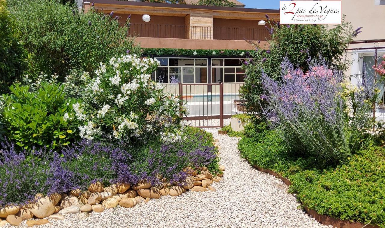 A 2 Pas Des Vignes, Hebergements Et Spa, Maison Numero 6, A Chateauneuf Du Pape Екстериор снимка